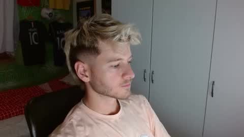 Snapshot of freddy_star chatting on 2, 11, 2025 Frederick Perin online show from 2, 11, 2025