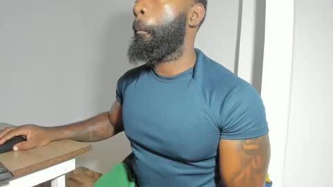 Snapshot of freedom_24 chatting on 18, 11, 2025 shakur online show from 18, 11, 2025