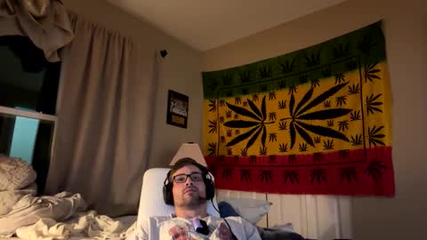 Snapshot of freezeskiii chatting on 15, 9, 2025 freezeskiii online show from 15, 9, 2025