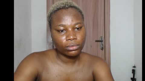 frekkymorelle online show from 10, 10, 2025