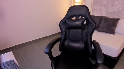 Snapshot of fresita16_ chatting on 27, 11, 2025 C A M I online show from 27, 11, 2025