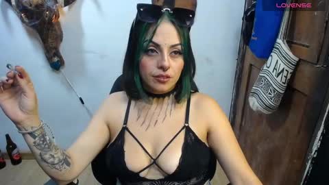 freyaa_sorceress online show from 10, 12, 2024
