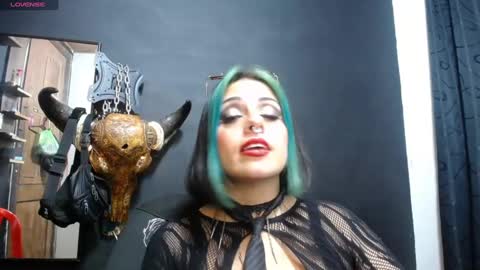 freyaa_sorceress online show from 12, 2, 2025