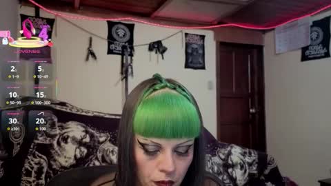 freyaa_sorceress online show from 12, 2, 2026