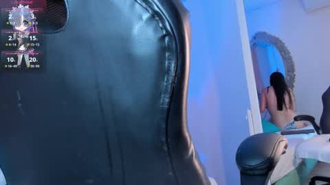 Snapshot of freyazimmerman_ chatting on 13, 12, 2025 Pau. online show from 13, 12, 2025