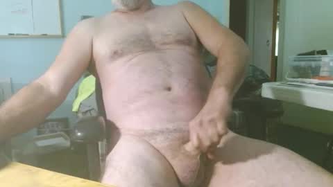 Snapshot of frfun1962 chatting on 22, 10, 2025 frfun1962 online show from 22, 10, 2025