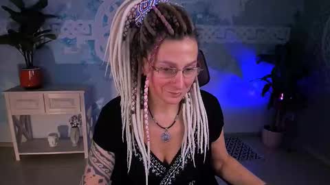 Frida Tander online show from 14, 2, 2026