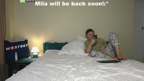 Snapshot of friendsurdreams chatting on 27, 12, 2024 friendsurdreams online show from 27, 12, 2024