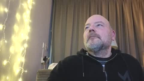 dirtyminds1972 online show from 3, 2, 2026