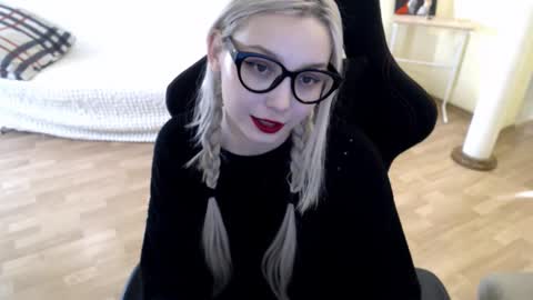 Lilith online show from 17, 2, 2025