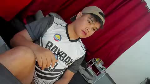 Snapshot of frostbite_69 chatting on 11, 9, 2025 GABBY online show from 11, 9, 2025