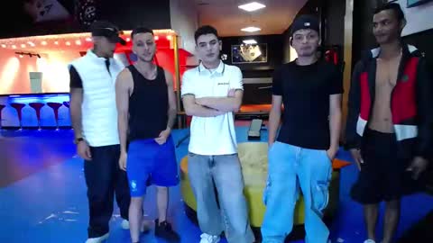 THOMAS AND DAMIAND online show from 9, 3, 2025
