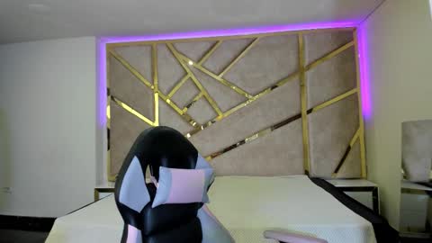 Snapshot of frreya_ chatting on 2, 11, 2025 Frreya online show from 2, 11, 2025