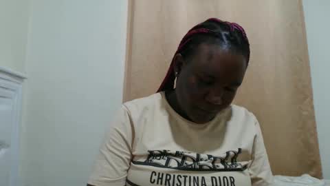 Snapshot of fruity28 chatting on 23, 10, 2025 fruity28 online show from 23, 10, 2025