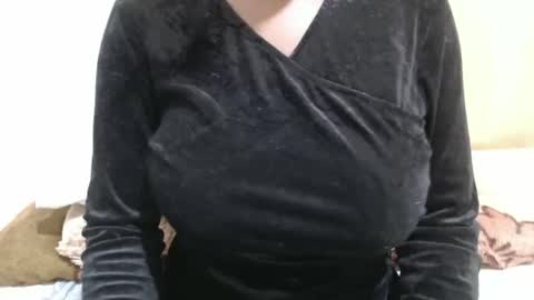 Snapshot of fruity28 chatting on 3, 11, 2025 fruity28 online show from 3, 11, 2025