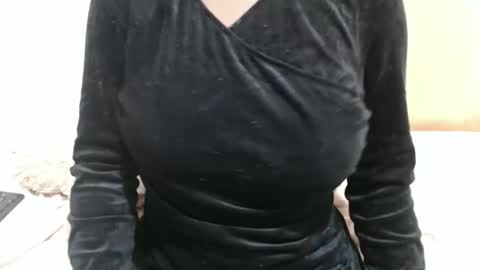 Snapshot of fruity28 chatting on 13, 11, 2025 fruity28 online show from 13, 11, 2025