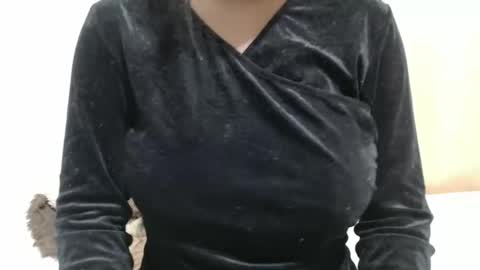 Snapshot of fruity28 chatting on 24, 11, 2025 fruity28 online show from 24, 11, 2025