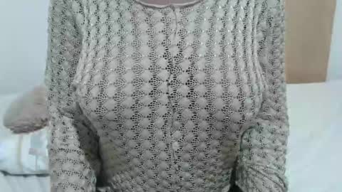 Snapshot of fruity28 chatting on 5, 12, 2025 fruity28 online show from 5, 12, 2025