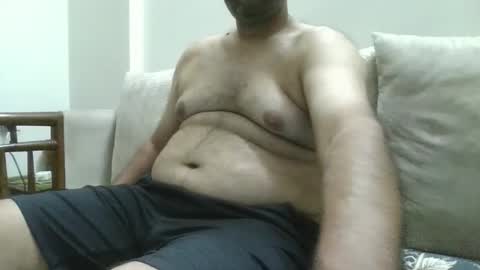 Snapshot of fruti_loops chatting on 5, 12, 2025 fruti loops Bull online show from 5, 12, 2025