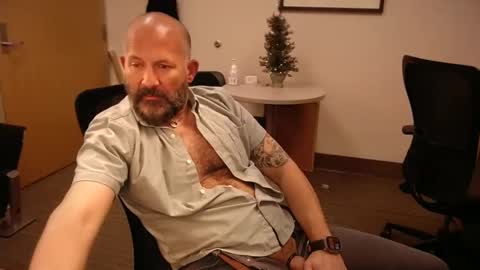 fuckadilf online show from 18, 12, 2024