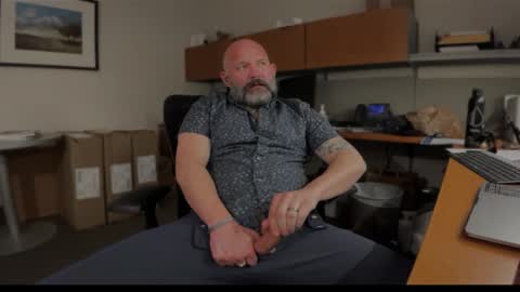 fuckadilf online show from 3, 3, 2025