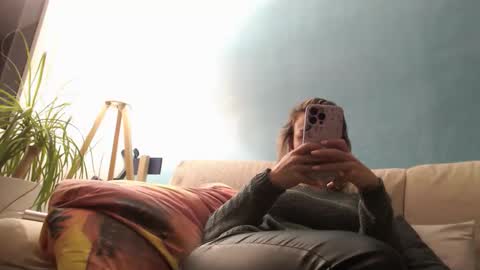 Snapshot of fuckhard4you chatting on 12, 11, 2025 La online show from 12, 11, 2025