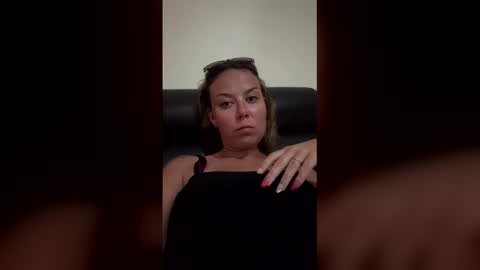 Snapshot of fuckhard4you chatting on 14, 2, 2026 La online show from 14, 2, 2026