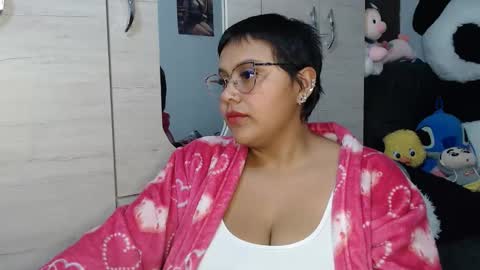 Mia and Gary  online show from 13, 1, 2026