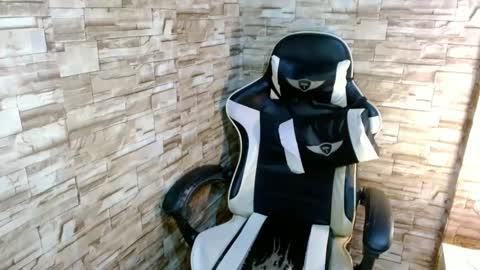 Japanese x Filipina online show from 22, 2, 2025