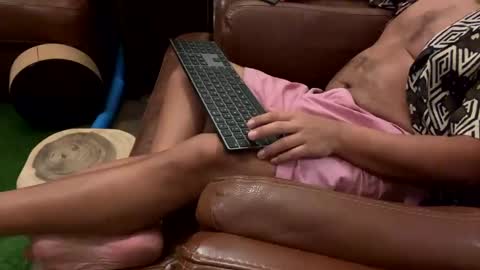 fuklicious online show from 21, 2, 2025