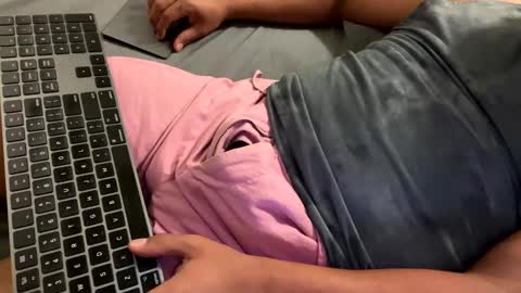 fuklicious online show from 4, 3, 2025