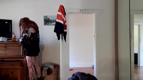 Snapshot of full4cefull chatting on 7, 12, 2024 Pizzaz online show from 7, 12, 2024