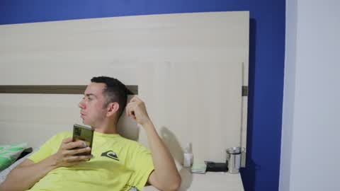 Snapshot of funcouple1985 chatting on 11, 12, 2024 Sammygirl  tommy guy friends with benefits online show from 11, 12, 2024