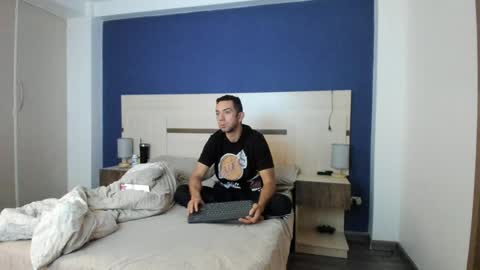 Snapshot of funcouple1985 chatting on 6, 3, 2025 Sammygirl  tommy guy friends with benefits online show from 6, 3, 2025