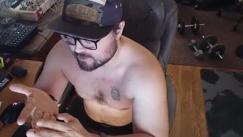 fungus_humungus online show from 21, 11, 2025