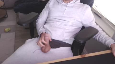 Snapshot of funkybits chatting on 10, 3, 2025 funkybits online show from 10, 3, 2025