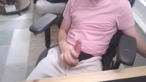 Snapshot of funkybits chatting on 28, 10, 2025 funkybits online show from 28, 10, 2025