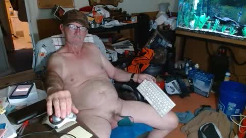 Snapshot of funmike2000 chatting on 30, 3, 2026 mike online show from 30, 3, 2026