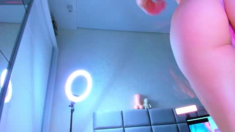 Just yours blondi 3 online show from 24, 10, 2025