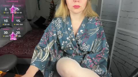 Snapshot of funny_bunny4 chatting on 6, 1, 2025 funny_bunny4 online show from 6, 1, 2025