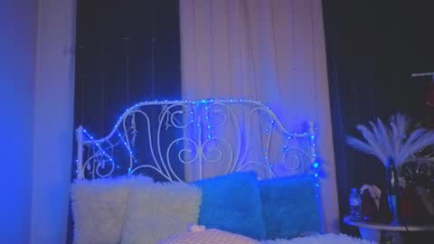 Tiffany online show from 29, 11, 2025