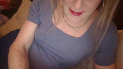 Snapshot of funtimetgirl chatting on 23, 1, 2025 Jessie Love online show from 23, 1, 2025