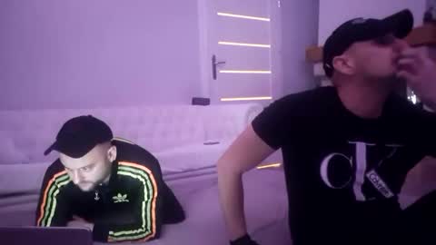 funyboyzz online show from 2, 1, 2025