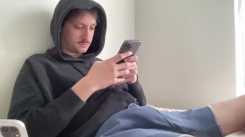 Snapshot of fuzzedpeach chatting on 1, 11, 2025 fuzzedpeach online show from 1, 11, 2025