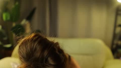 Snapshot of g_ia chatting on 23, 10, 2025 G online show from 23, 10, 2025