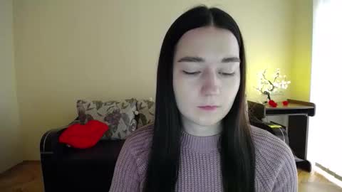 Jaklin online show from 4, 12, 2025