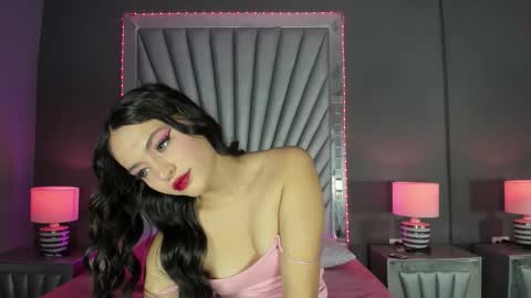 Gabbybale  online show from 11, 10, 2025