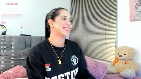 Gabriela  online show from 12, 11, 2025