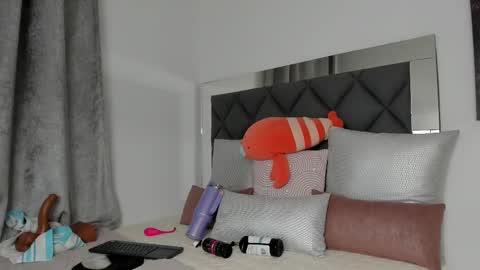   Instagram soygabi g   online show from 1, 3, 2025