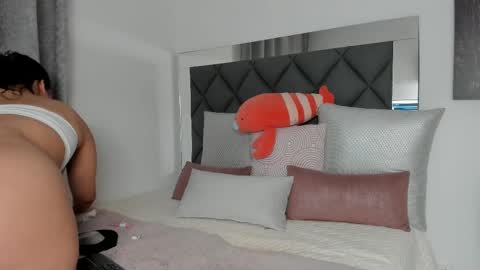   Instagram soygabi g   online show from 2, 3, 2025